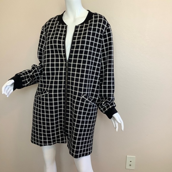 Sanctuary Jackets & Blazers - Sanctuary City Topper Window Pane Black and White Zip Up Coat